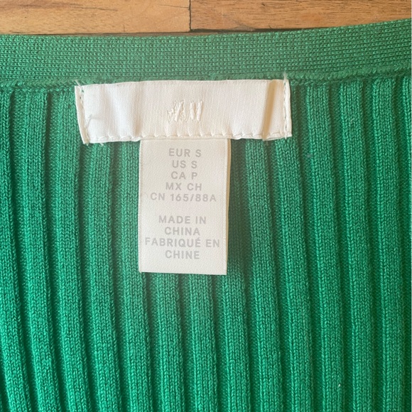 H&M Green Sweater - Picture 4 of 4